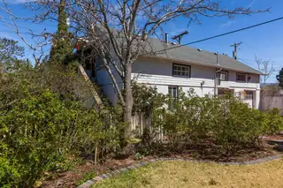 1119 Tijeras Avenue NW 