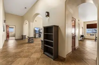 17 Analisas Way Living Room