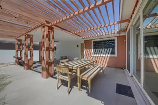 1724 Chacoma Place SW Patio