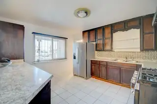 325 Rhode Island Street NE Kitchen