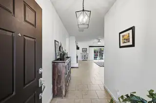 229 Paseo Vista Loop NE Living Room