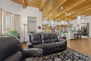 1118 Palo Alto Court Living Room