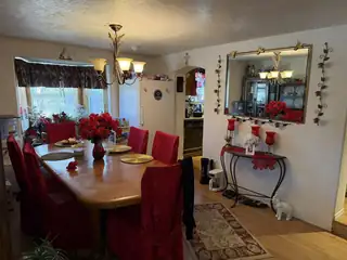 1205 1/2 San Jose Drive Dining Room