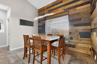 2161 Monterrey Road NE Dining Room