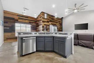 2161 Monterrey Road NE Kitchen