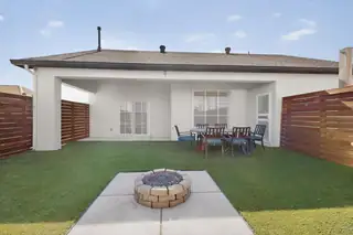 2161 Monterrey Road NE Backyard