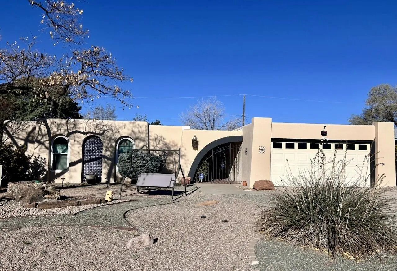 4301 Andrew Drive NE