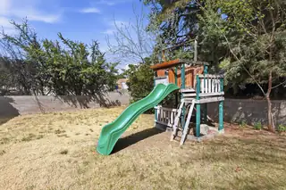 2312 Punta De Vista Drive NE Backyard