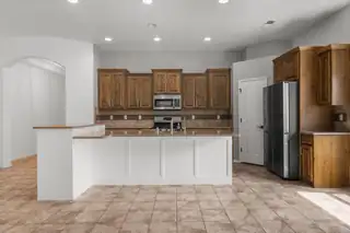 935 Palo Alto Court Kitchen