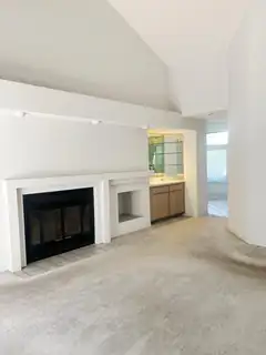 8700 Canyon Run Road NE Living Room