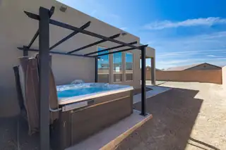 7436 Window Peak Road NW Hot Tub