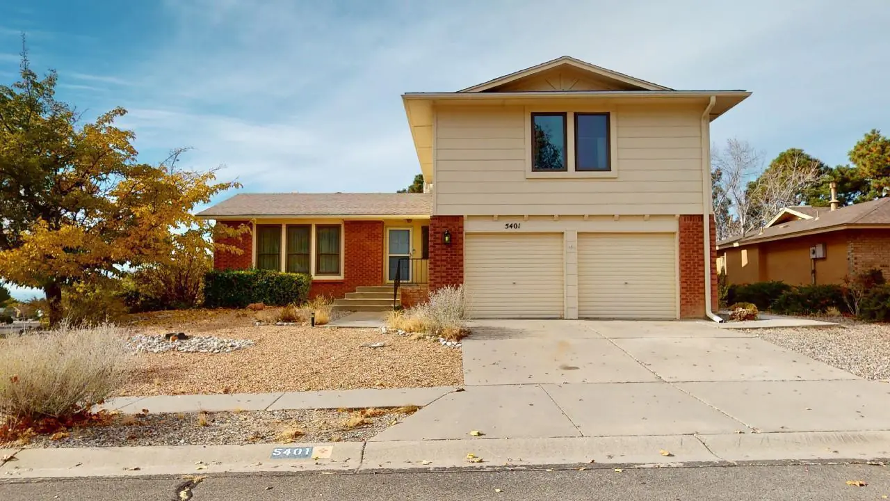 5401 Camino Sandia NE