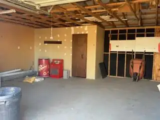 325 Harris Road Garage