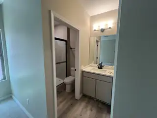 1923 Stryker Road SE Bathroom