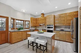 734 Fairway Loop SE Kitchen