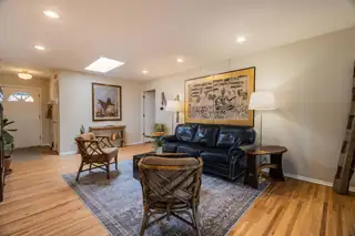 3901 Palomas Court NE Living Room