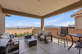 2955 Kings Canyon Loop NE Patio