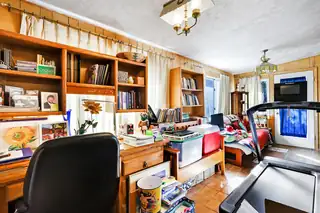 87 Redondo Road Home Office