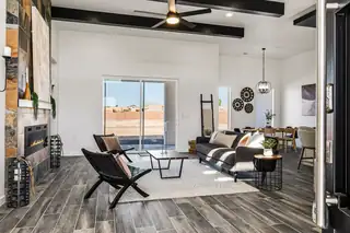 609 6th Street NE Living Room