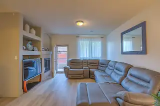 2447 Treviso Drive SE Living Room