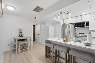 5005 La Fiesta Drive NE Kitchen