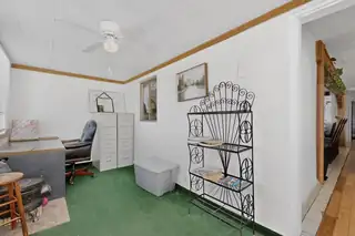 123 Charleston Street SE Home Office