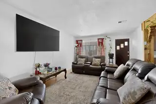 123 Charleston Street SE Living Room