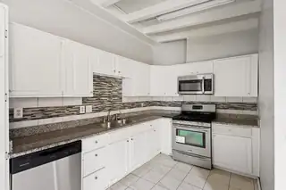 1115 Morris Street NE Kitchen