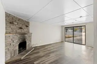 1115 Morris Street NE Living Room