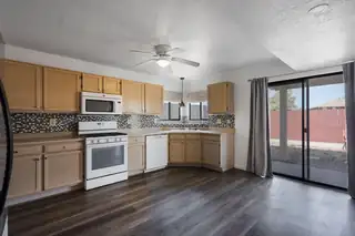 6701 Lamar Avenue NW Kitchen