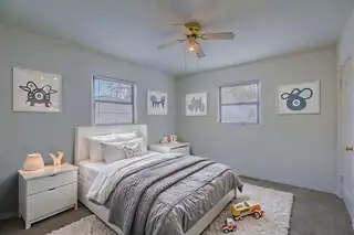 5420 Mountain Road NE Bedroom