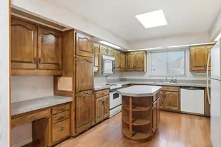 6908 Wildwood Court NE Kitchen