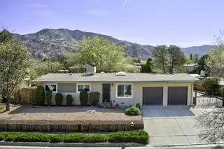 2500 La Charles Drive NE, Albuquerque