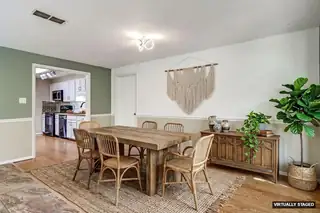 2500 La Charles Drive NE Dining Room