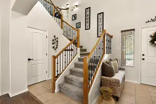 8142 SAND SPRINGS Circle NW Living Room