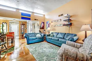 5 Calle Sol Se Mete NW Living Room