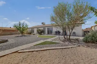 106 Arizona Sunset Road NE Backyard