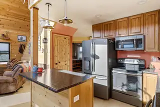 59 Bridle Path Kitchen