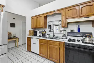 1121 Willow Court SE Kitchen