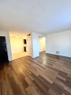 12200 Candelaria Road NE 