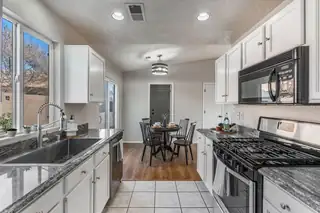 1305 Villa Campo NE Kitchen