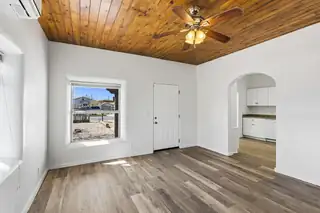 212 S 5th Street Living Room