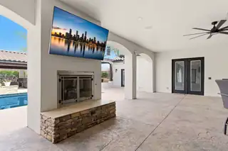 420 Calle Conejo Lane Patio