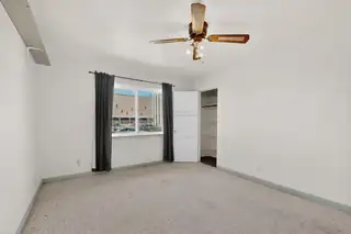 2328 Wyoming Boulevard NE Living Room