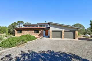 26 W Willard Road, Edgewood