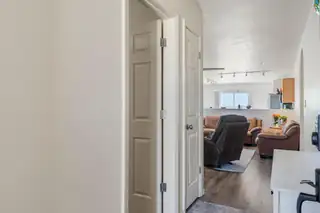 524 10th Avenue NE Living Room