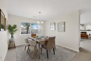 8900 Lagrima De Oro Road NE Dining Room