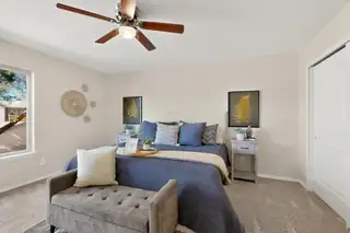 8900 Lagrima De Oro Road NE Bedroom