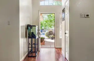 6819 Glacier Road NW Living Room
