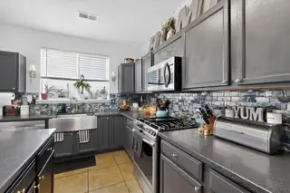 2512 Mountain Gate Lane SW Kitchen